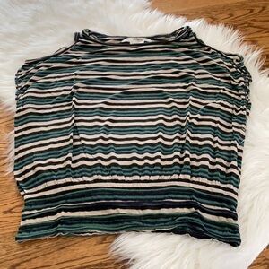 Studio M cold shoulder T-shirt size s